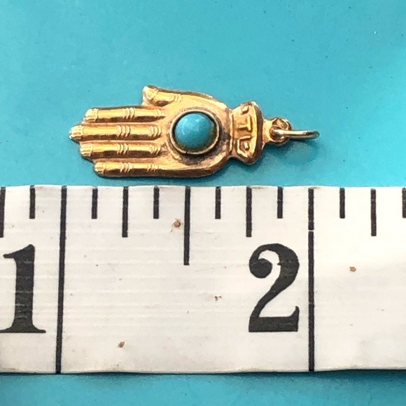 14K GOLD VINTAGE HAMSA CHARM - Picture 4 of 5